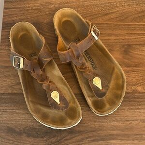 Birkenstock Leather Gizeh Braided in Cognac